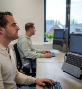 Hein en Sjoerd aan het werk